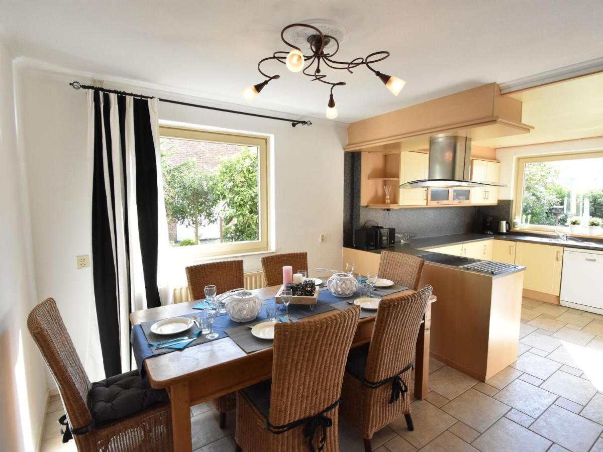 Holiday Home In Zeeland With Wide Views Bruinisse Exteriör bild